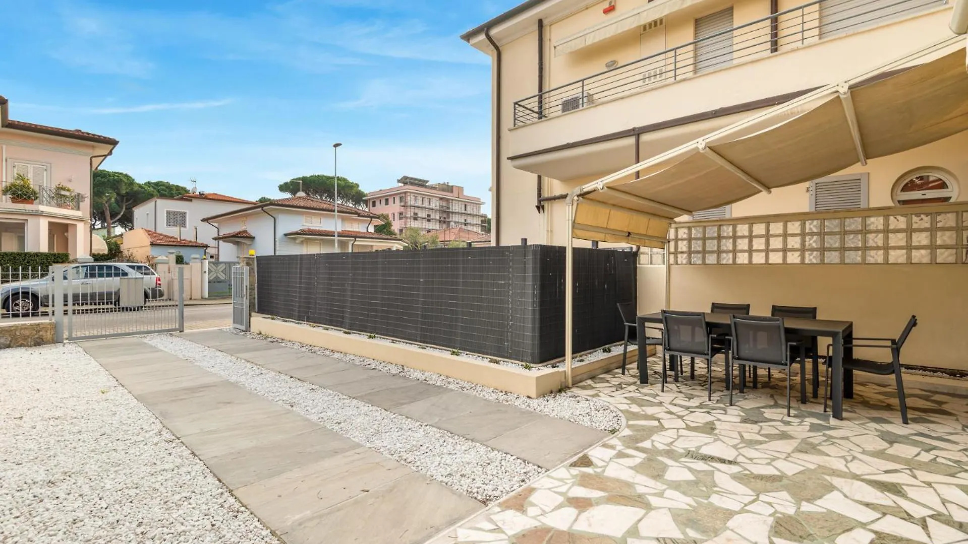 Holiday Home Daniela, Cozy Villa In Lido Di Camaiore Near The Beach Italien