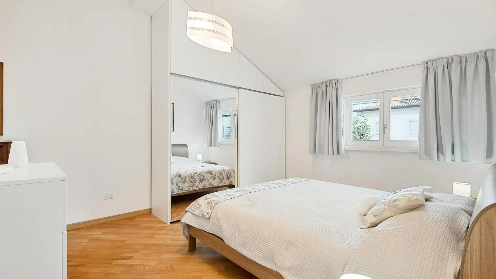 Holiday Home Daniela, Cozy Villa In Lido Di Camaiore Near The Beach