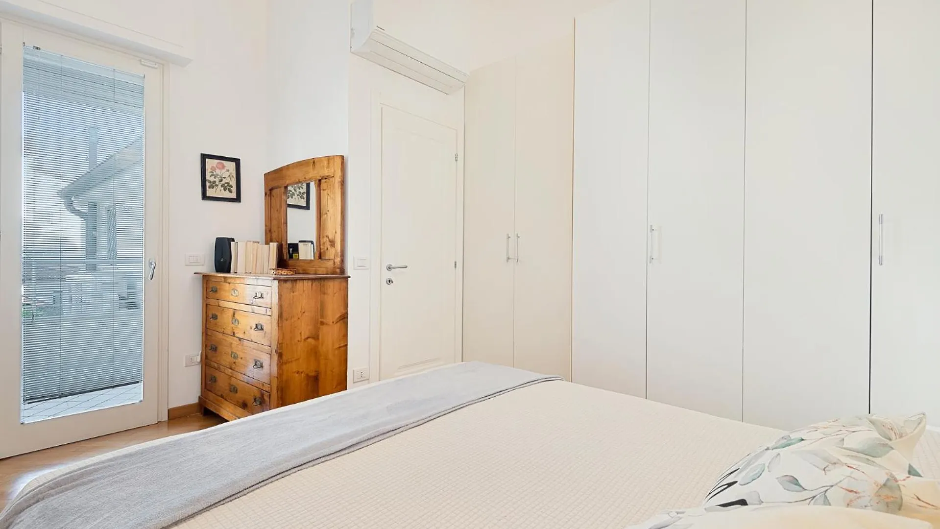 Holiday Home Daniela, Cozy Villa In Lido Di Camaiore Near The Beach